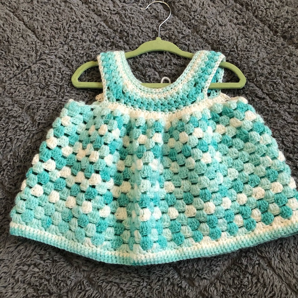 Crochet items - Picture 2 of 8